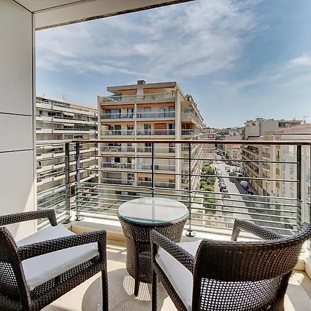 Carlton Riviera - Dernier Etage - Palme D'or