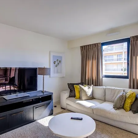 Carlton Riviera - Dernier Etage - Palme D'or *